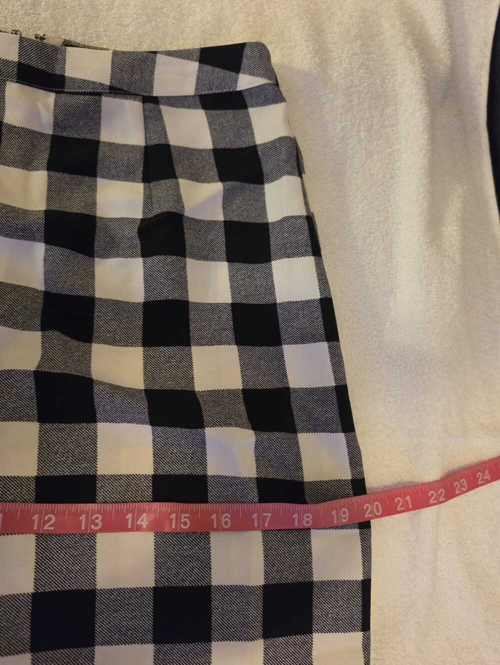 Who What Wear Black & White Gingham Pencil Skirt - Picture 11 of 12